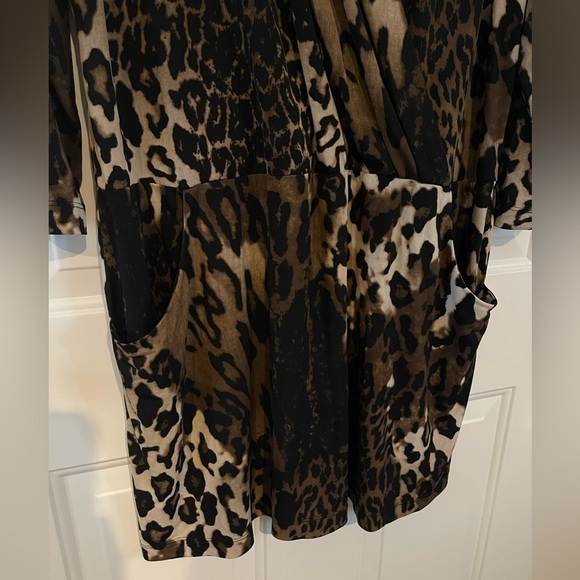 Chicos Faux Wrap Dress Leopard Animal Print  Jersey Stretch size 3 - Picture 3 of 4
